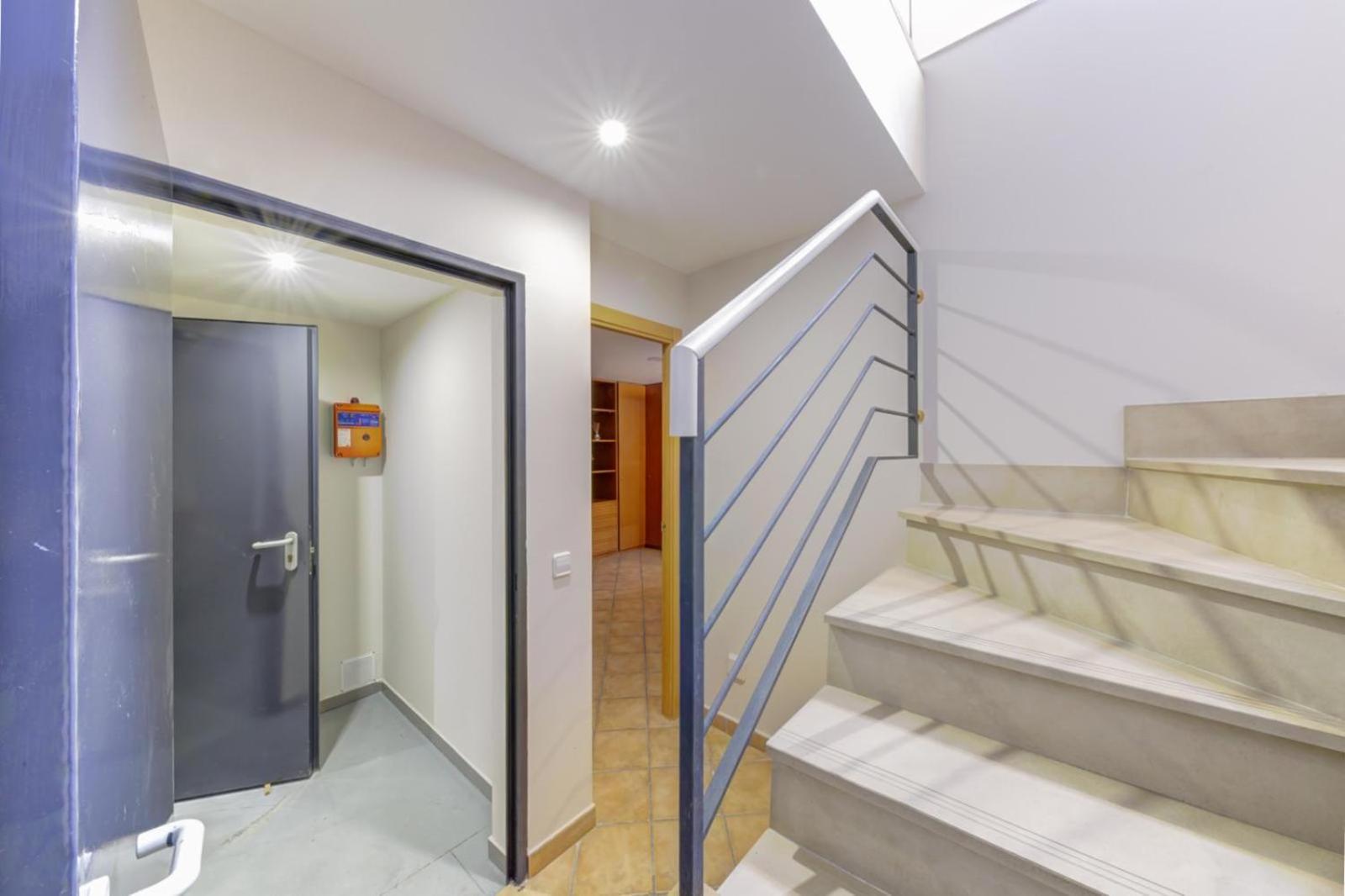 El Palomar Appartement Madrid Buitenkant foto
