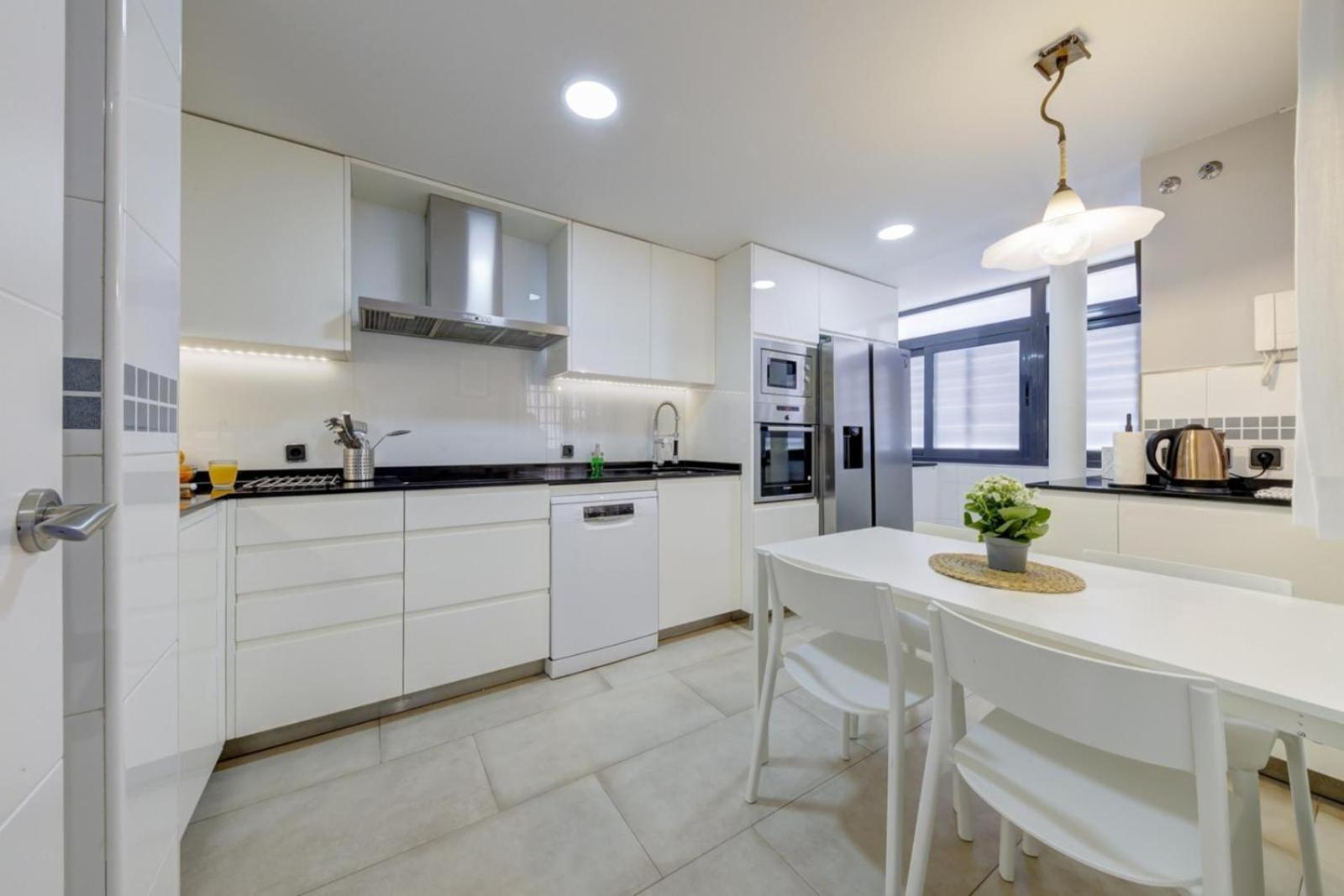 El Palomar Appartement Madrid Buitenkant foto