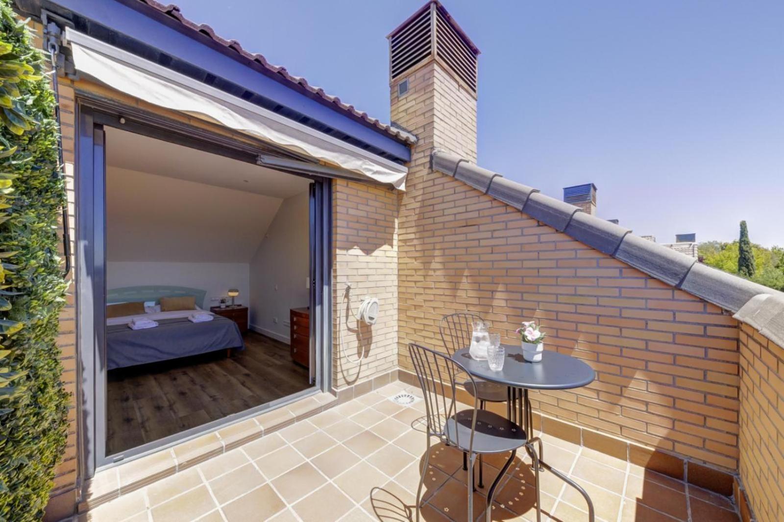 El Palomar Appartement Madrid Buitenkant foto