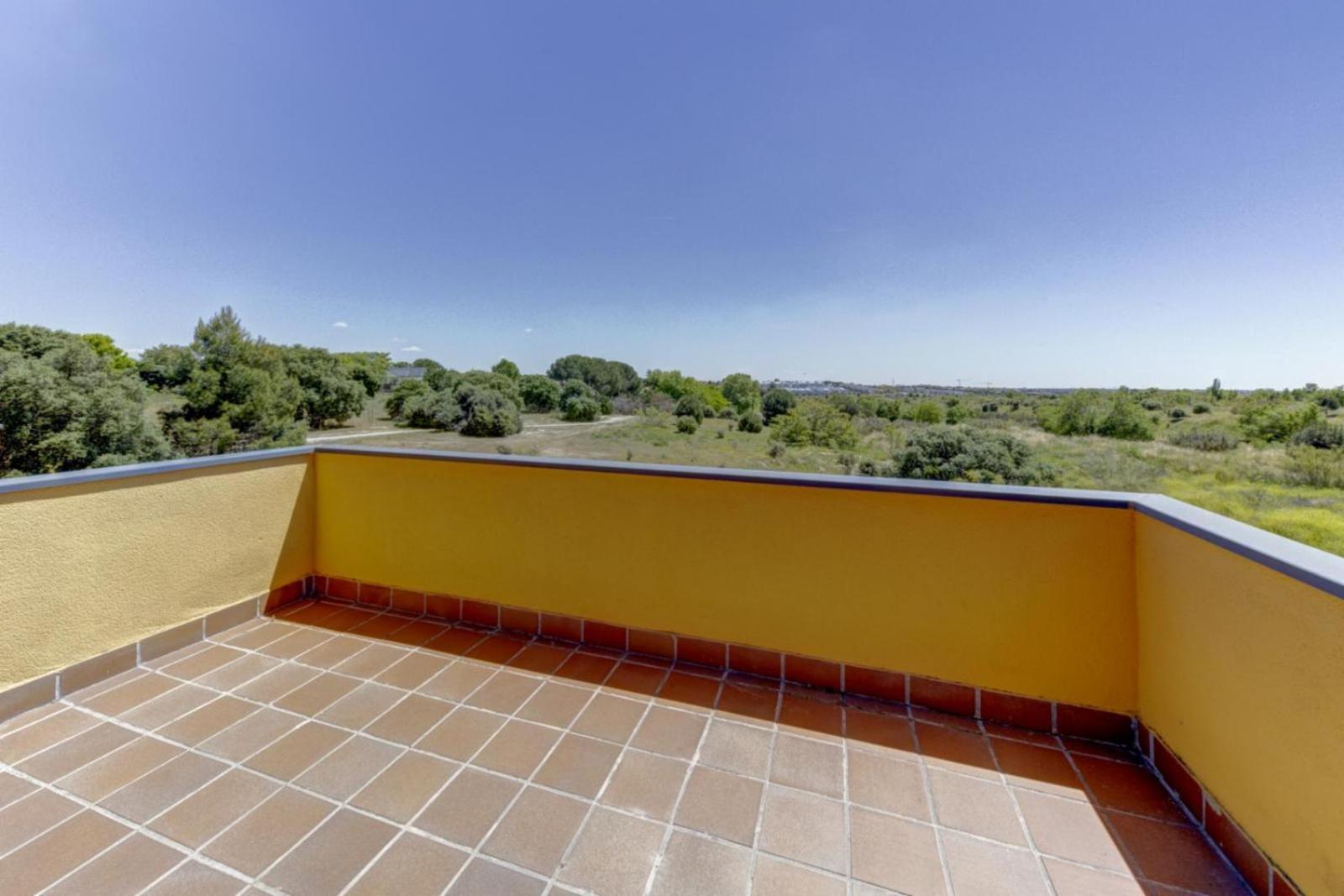 El Palomar Appartement Madrid Buitenkant foto